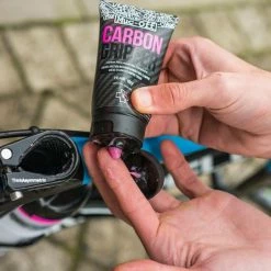 Muc-Off Carbon Gripper Carbon-Montagepaste 75g -Lezyne Verkäufe image PF MU 0018 3 600x600